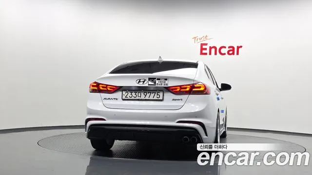 Hyundai Avante 2016 thumb 3