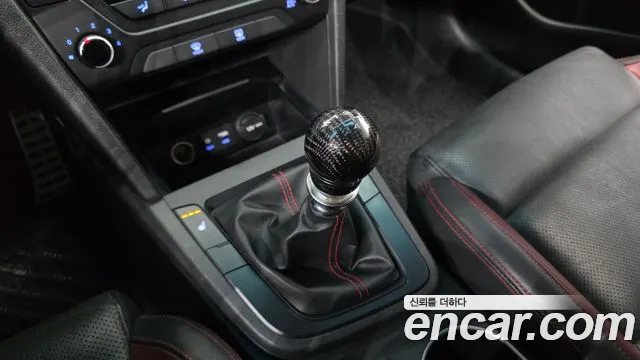Hyundai Avante 2016 thumb 8