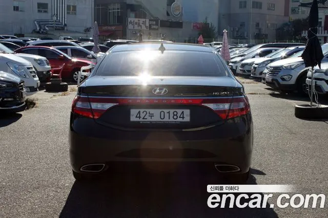 Hyundai Grandeur 2013 thumb 5