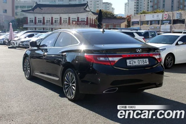 Hyundai Grandeur 2013 thumb 6