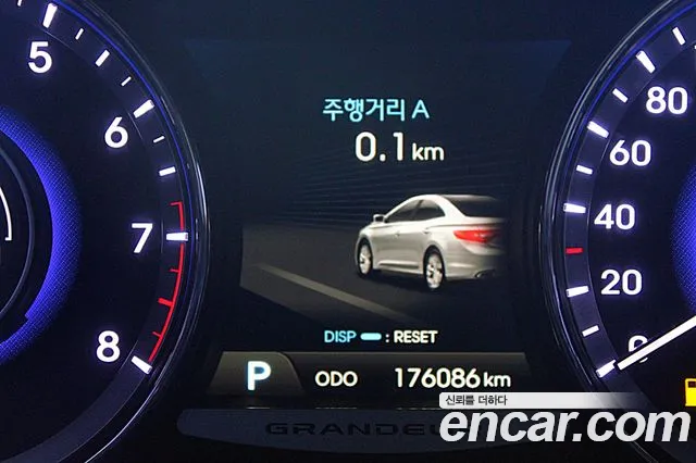 Hyundai Grandeur 2013 thumb 8