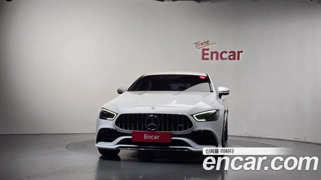 Mercedes-Benz AMG GT 2020 thumb 3