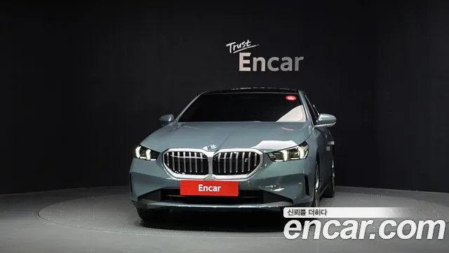 BMW i5 2023 thumb 3