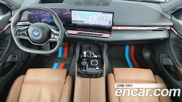 BMW i5 2023 thumb 7