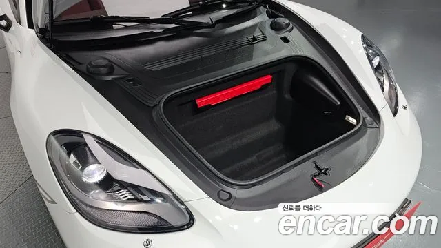 Porsche Cayman 2022 thumb 6