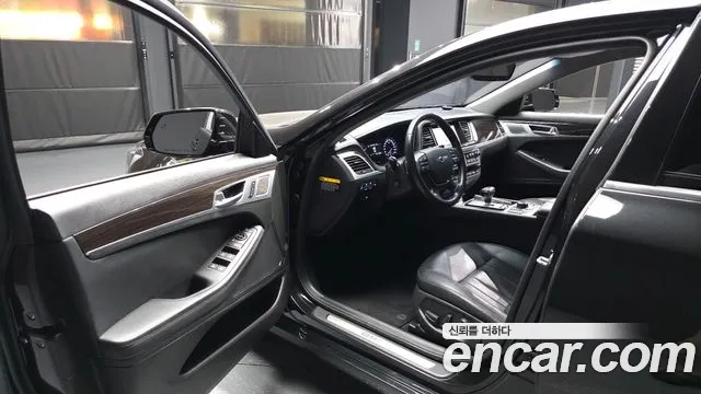 Genesis G80 2019 thumb 10