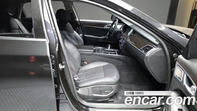 Genesis G80 2019 thumb 11