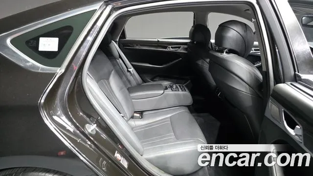 Genesis G80 2019 thumb 12