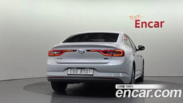 Renault-KoreaSamsung Megane 2017 thumb 4