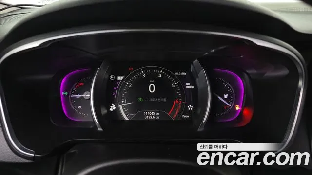 Renault-KoreaSamsung Megane 2017 thumb 8
