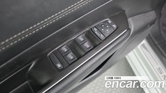 Renault-KoreaSamsung Megane 2017 thumb 11