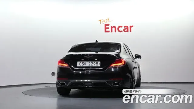 Genesis G70 2017 thumb 4