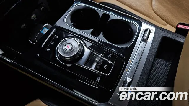Kia Carnival 2020 thumb 9
