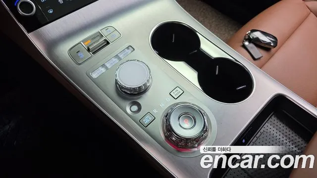 Genesis GV70 2024 thumb 9