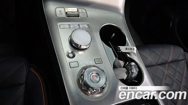 Genesis GV70 2024 thumb 9