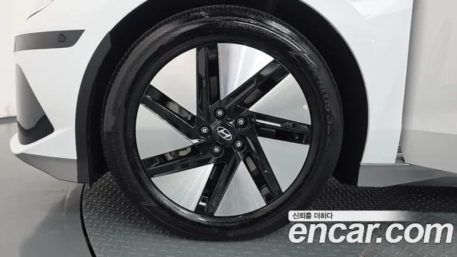 Hyundai IONIQ 6 2022 thumb 4
