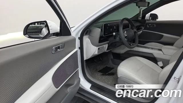 Hyundai IONIQ 6 2022 thumb 9