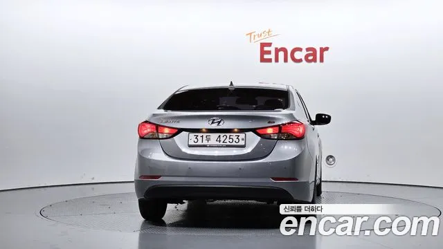 Hyundai Avante 2015 thumb 4