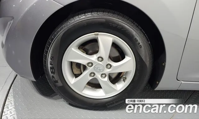 Hyundai Avante 2015 thumb 5