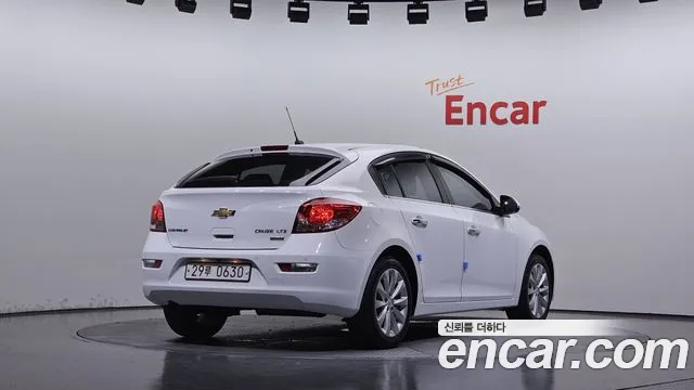 ChevroletGMDaewoo Cruze 2015 thumb 2