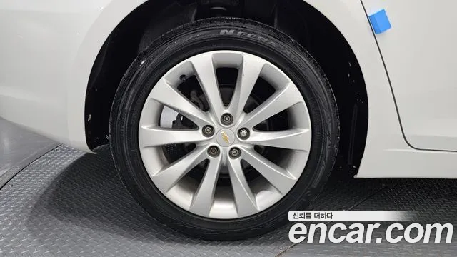 ChevroletGMDaewoo Cruze 2015 thumb 5