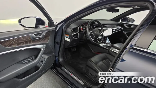 Audi A6 2021 thumb 10