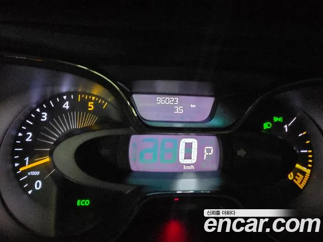 Renault-KoreaSamsung Captur 2015 thumb 6