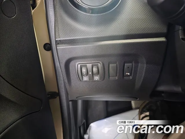 Renault-KoreaSamsung Captur 2015 thumb 8