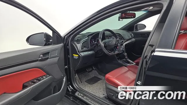 Hyundai Avante 2018 thumb 9
