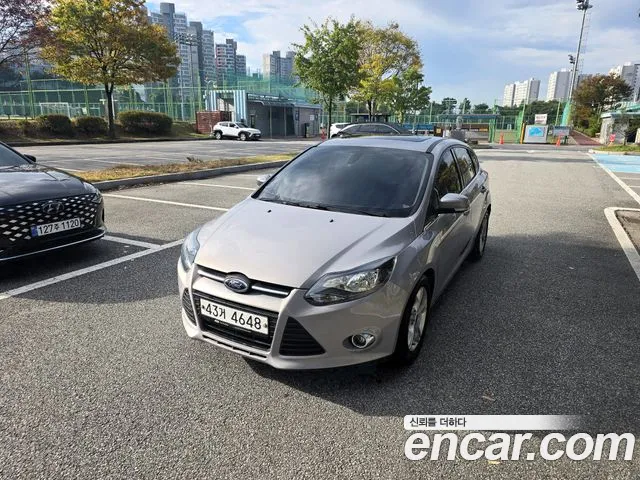 Ford Focus 2013 thumb 2