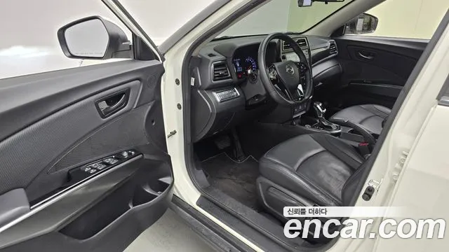 KG_Mobility_Ssangyong TIBOLI 2021 thumb 10