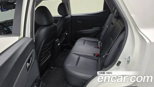 KG_Mobility_Ssangyong TIBOLI 2021 thumb 11