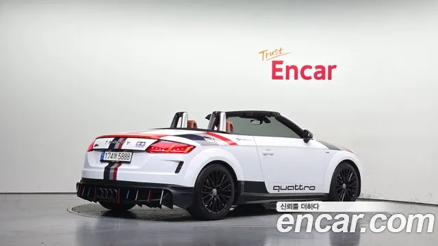 Audi TT 2016 thumb 2