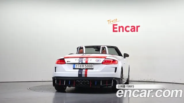 Audi TT 2016 thumb 4