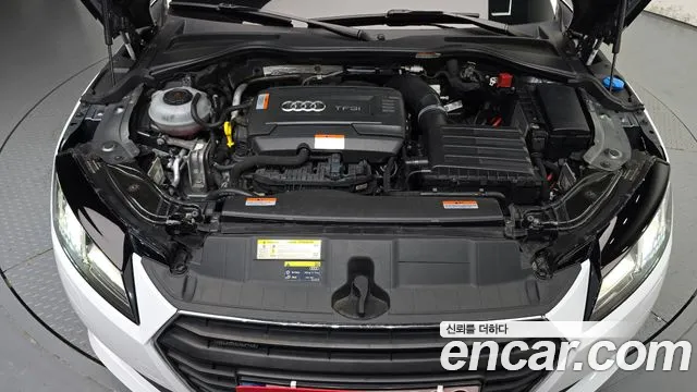 Audi TT 2016 thumb 6