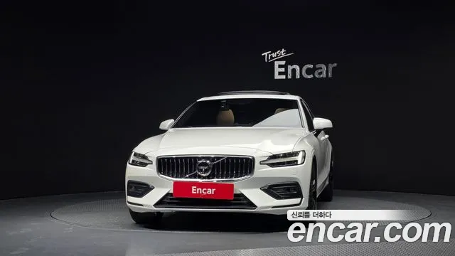 Volvo S60 2021 thumb 3