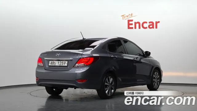 Hyundai Accent 2017 thumb 2