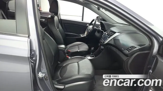 Hyundai Accent 2017 thumb 11
