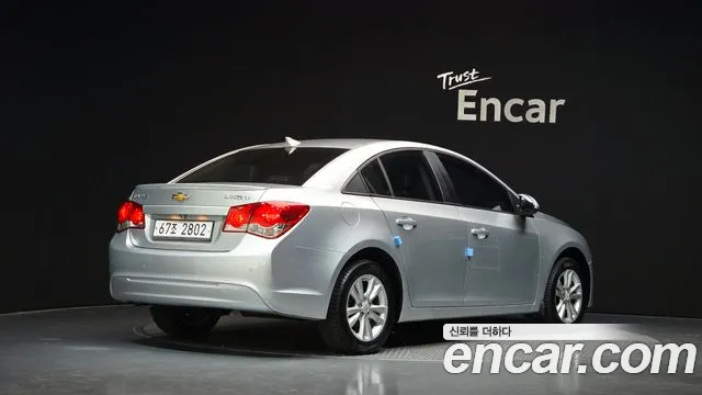 ChevroletGMDaewoo Cruze 2013 thumb 2