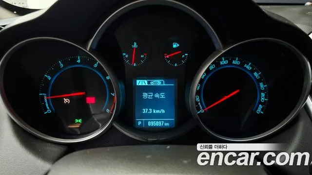ChevroletGMDaewoo Cruze 2013 thumb 8