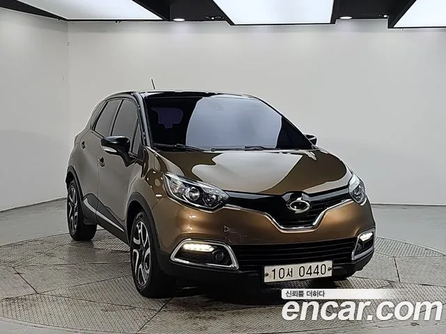 Renault-KoreaSamsung Captur 2016 thumb 2