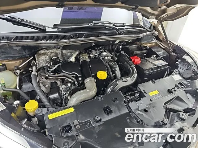 Renault-KoreaSamsung Captur 2016 thumb 6