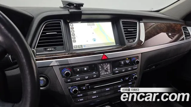 Hyundai Genesis 2014 thumb 12