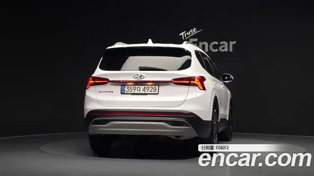 Hyundai Santa Fe 2023 thumb 4