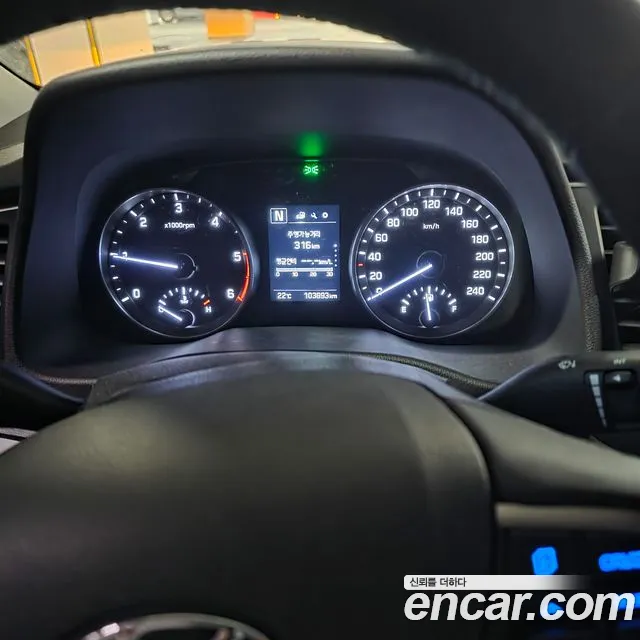 Hyundai Avante 2016 thumb 8