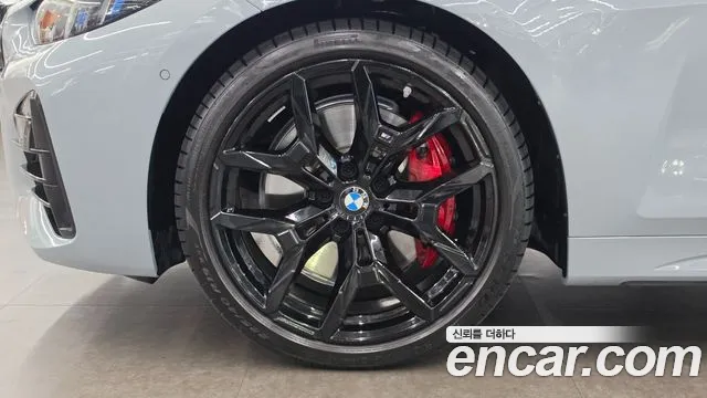 BMW 4-Series 2026 thumb 5