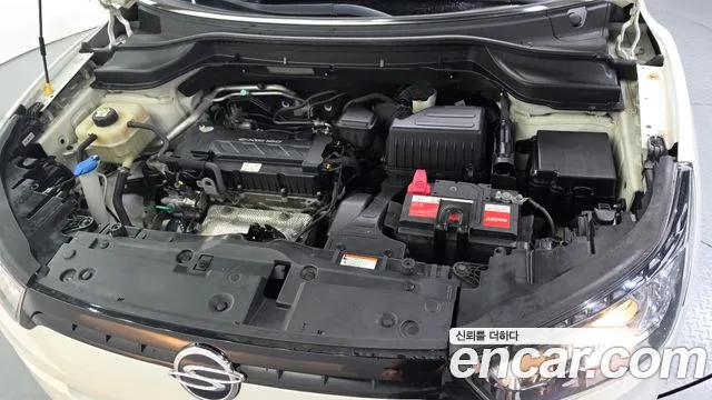 KG_Mobility_Ssangyong TIBOLI 2016 thumb 5