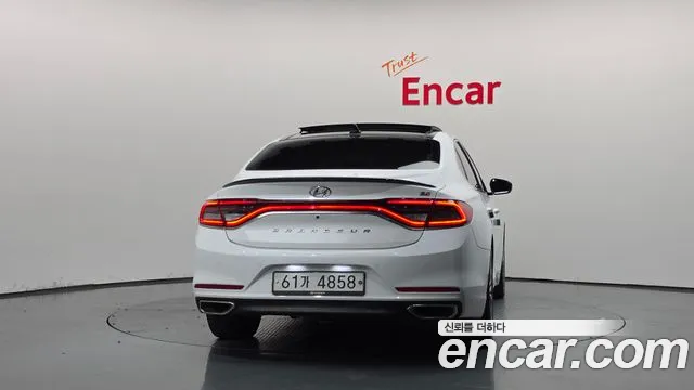 Hyundai Grandeur 2017 thumb 4