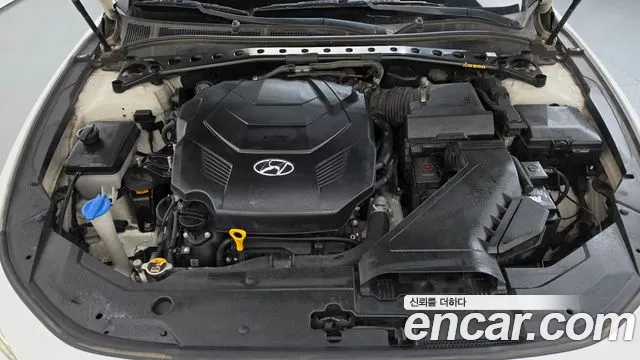 Hyundai Grandeur 2017 thumb 6