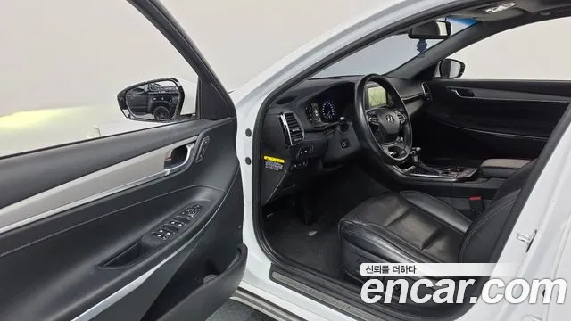 Hyundai Grandeur 2017 thumb 10